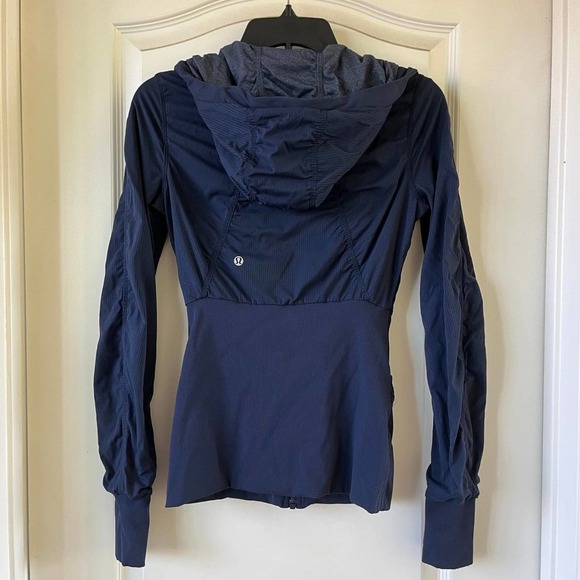 Lululemon In Flux Reversible Jacket Navy Inkwell 6 - Picture 9 of 12